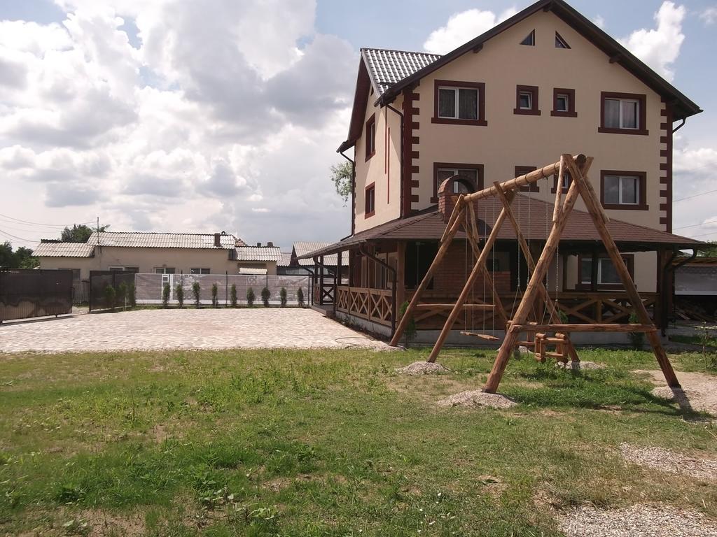 Pensiunea Lacul Albesti Albestii Paminteni Kültér fotó